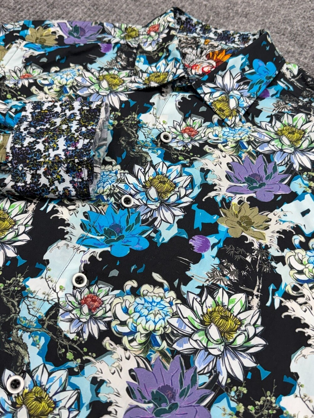 Robert Graham Floral Button Up Shirt Mens Medium Secret Garden AOP Long Sleeve